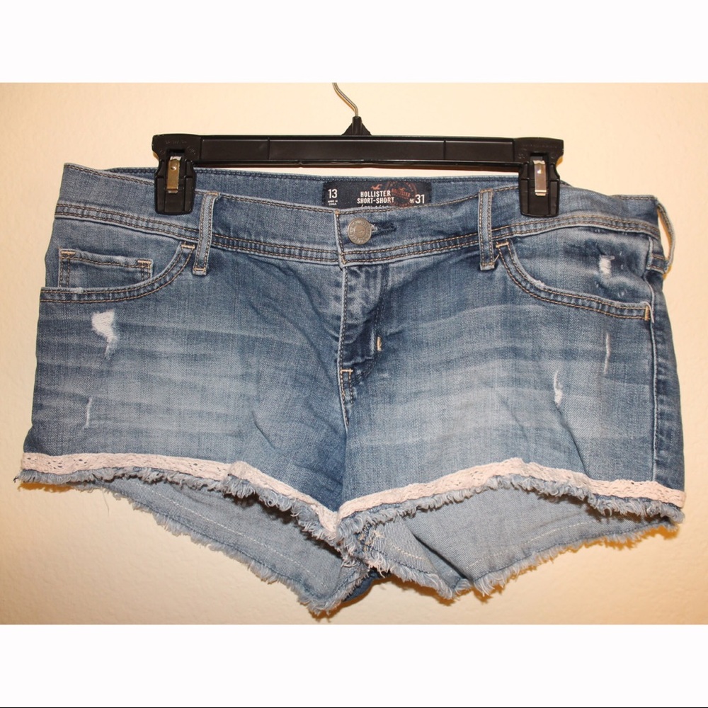 Hollister Denim Shorts 13
